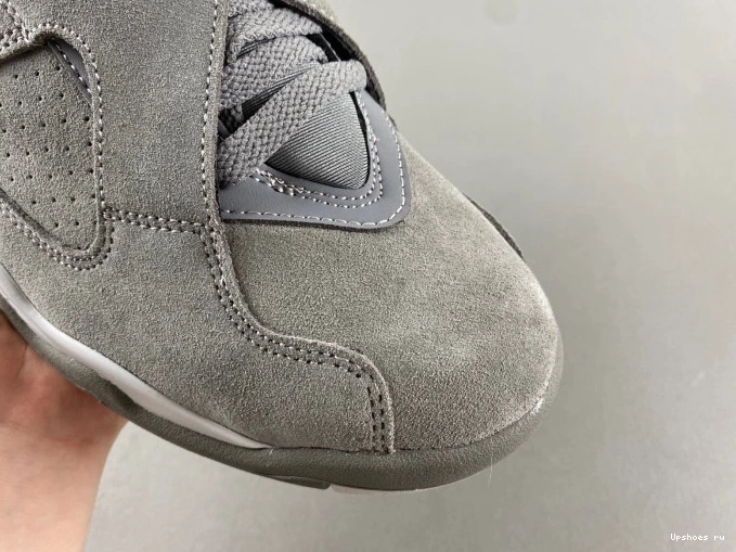 305381-014    8 Retro Jordan 0809